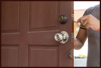 Locksmith Solution Services Kansas City, MO 816-537-1341 Locksmith Solution Services Kansas City, MO 816-537-1341